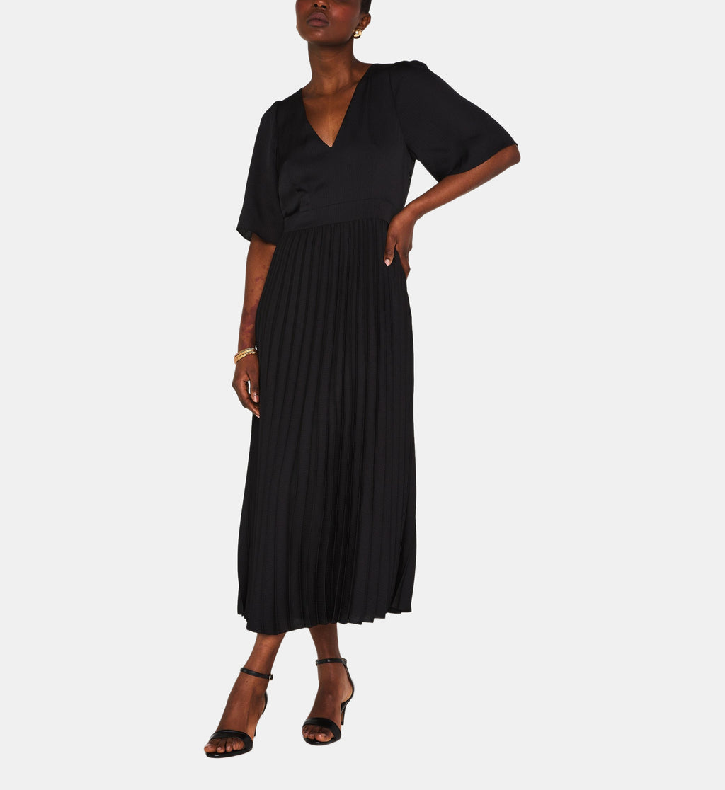Billie Pleated Maxi Dress - Black - Image 1